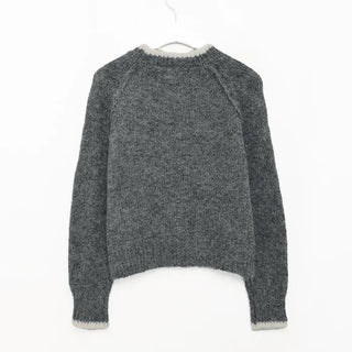Two-tone raglan knit