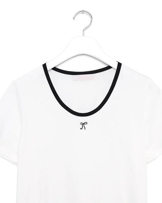 Two-tone neckline ribbon half T-shirt