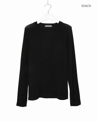 Round neck long-sleeve T-shirt