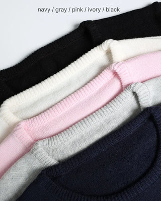 Simple round-neck knit