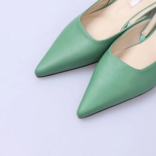 Pointed toe flat shoes