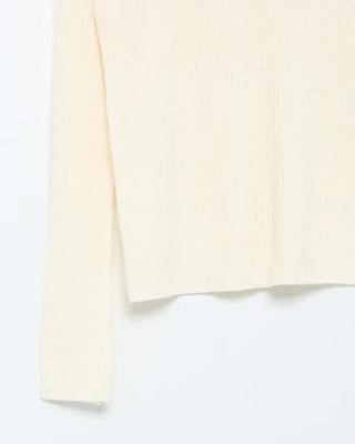 Ribbed collar button knit