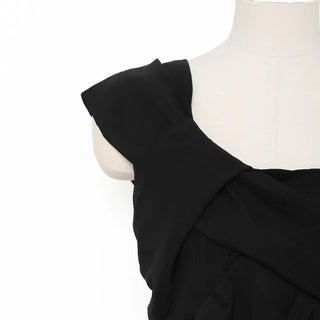 Asymmetrical design top