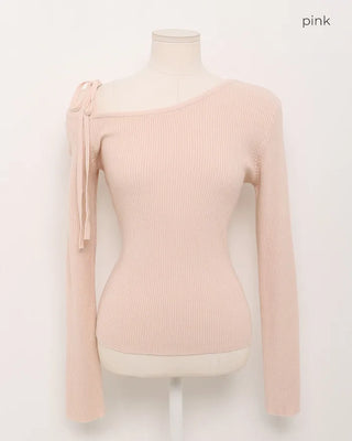 One-shoulder long-sleeved T-shirt