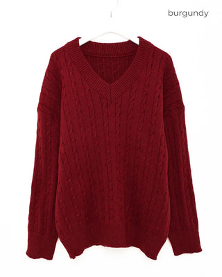 V-neck Loose Fit Cable Knit