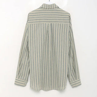 Striped collar shirt