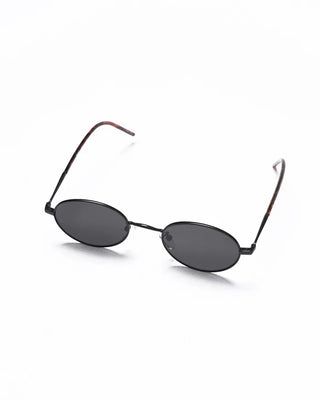 Oval frame sunglasses