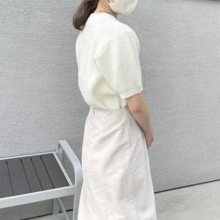 Puff-sleeve round knit