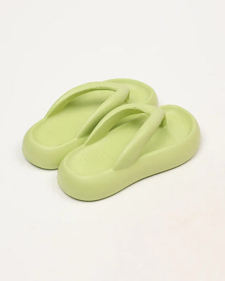 Bold Beach Sandals