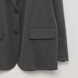 Back-slit oversized blazer