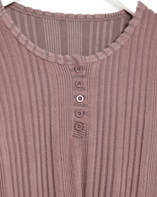Ribbed round neck long sleeve T-shirt