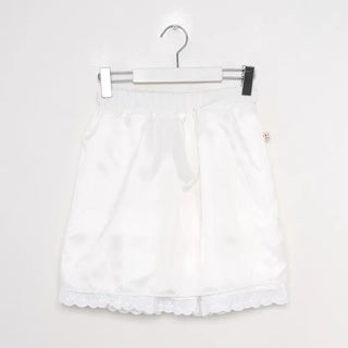 Lace medium skirt