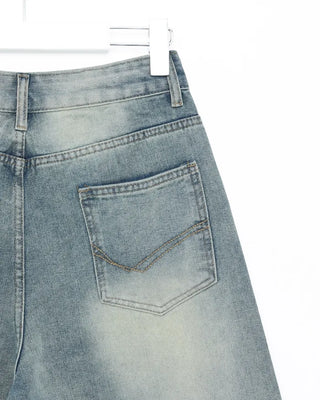 High-waisted flared Bermuda denim pants