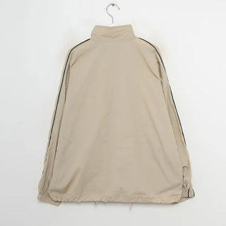 Two-tone windbreaker