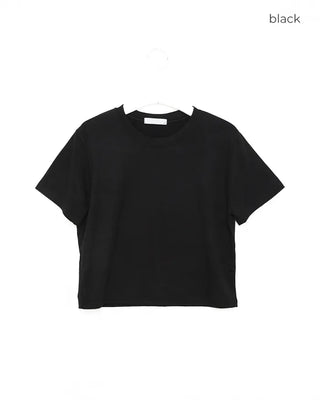 Basic semi-cropped T-shirt
