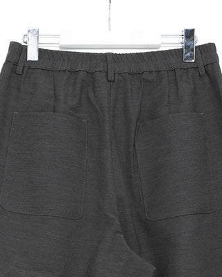 Voluminous wide slacks