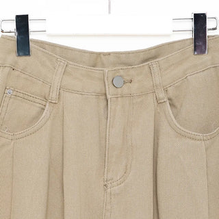 Tucked wide-leg pants