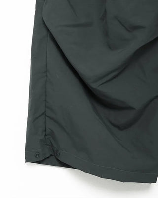 Side-tuck snap-button pants