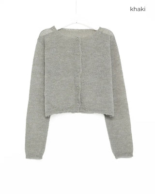 Simple round neck cropped cardigan