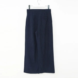 String stripe slacks