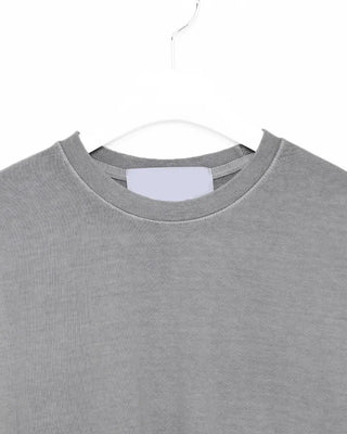 Simple loose half-length T-shirt