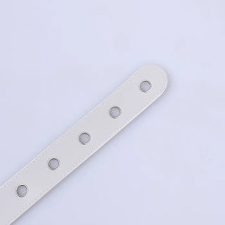 Eyelet belt