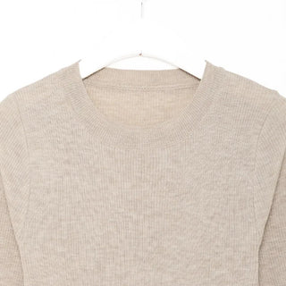 Ribbed round neck knit