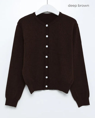 Round neck knit cardigan