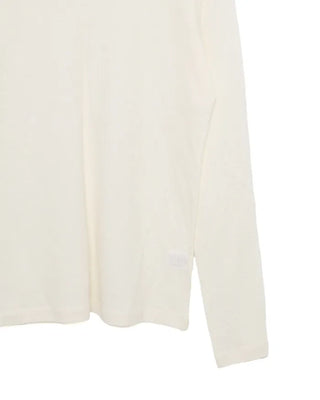 Basic round neck T-shirt