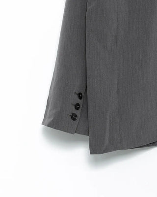 Back slit flap pocket jacket
