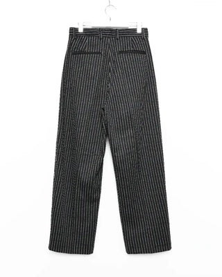 Striped Curved Tuck Slacks