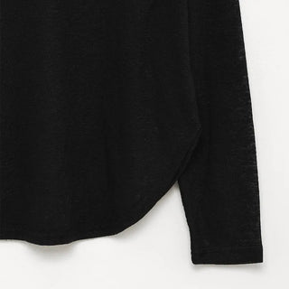 Basic long-sleeved T-shirt