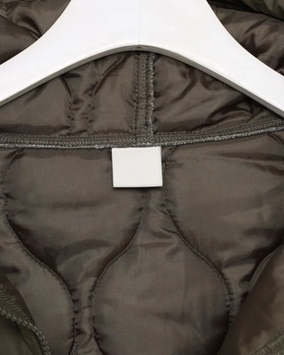 Wave quilted hood padding