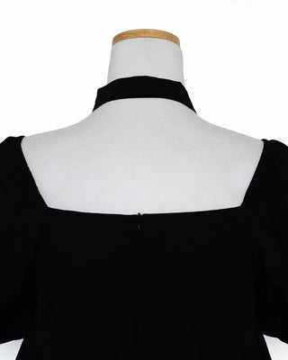 Choker Square Puff Blouse