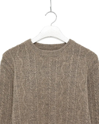 Cropped round knit