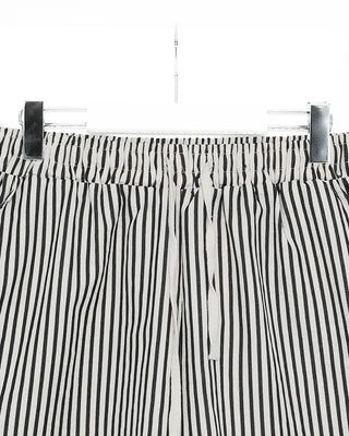 Striped elastic waist shorts