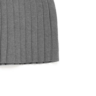 Knitted pleated skirt