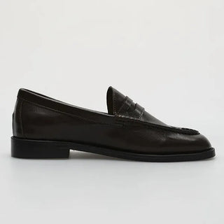 Daily basic loafers