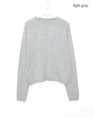 Round neck loose long-sleeve knit