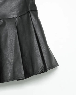 Buckle-point pleated mini skirt
