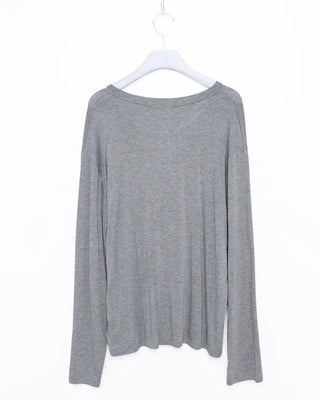 Soft button T-shirt