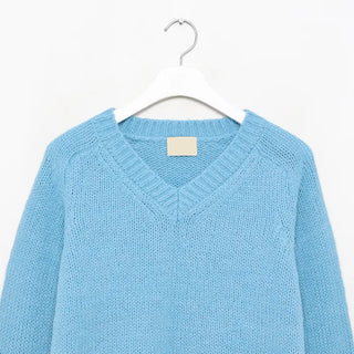 Vivid V-neck knit