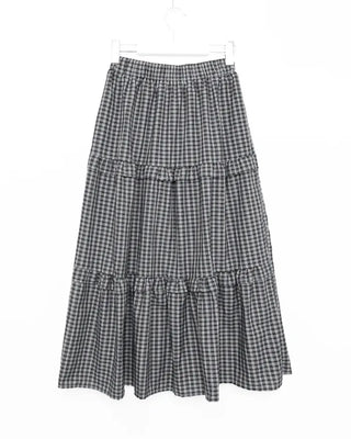 Checked tiered long skirt