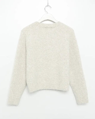 Round neck raglan knit