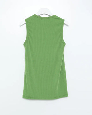 Round neck ribbed sleeveless top