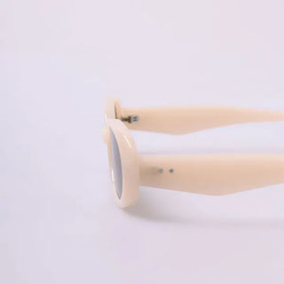 Oval style sunglasses