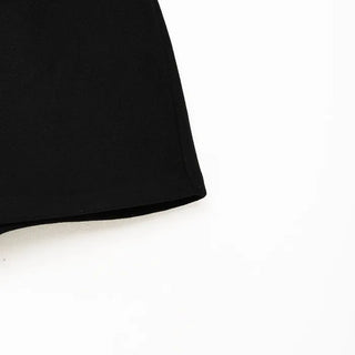 Side zipper shorts