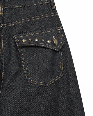 Hip studded flap pocket rigid balloon jeans