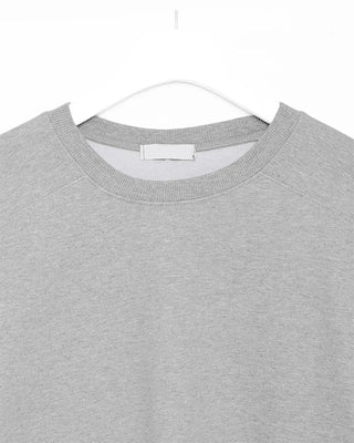 Round neck sleeve piping sweatshirt