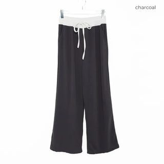 Two-tone sweatpants